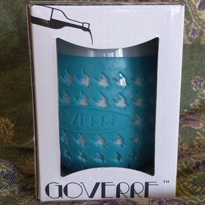 Turquoise - NIB-Portable wine glass protected with silicone!